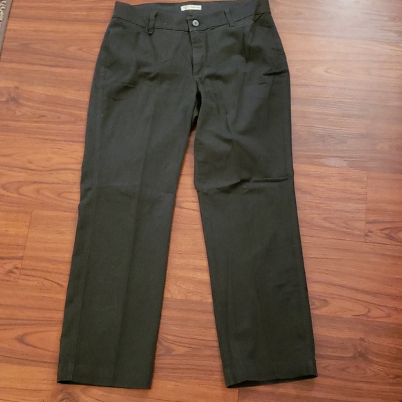 Lee Riders - Picture 1 of 3